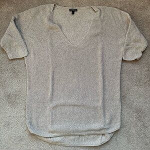 Express 3/4 Sleeve Cream/Tan Knit V-Neck Sweater